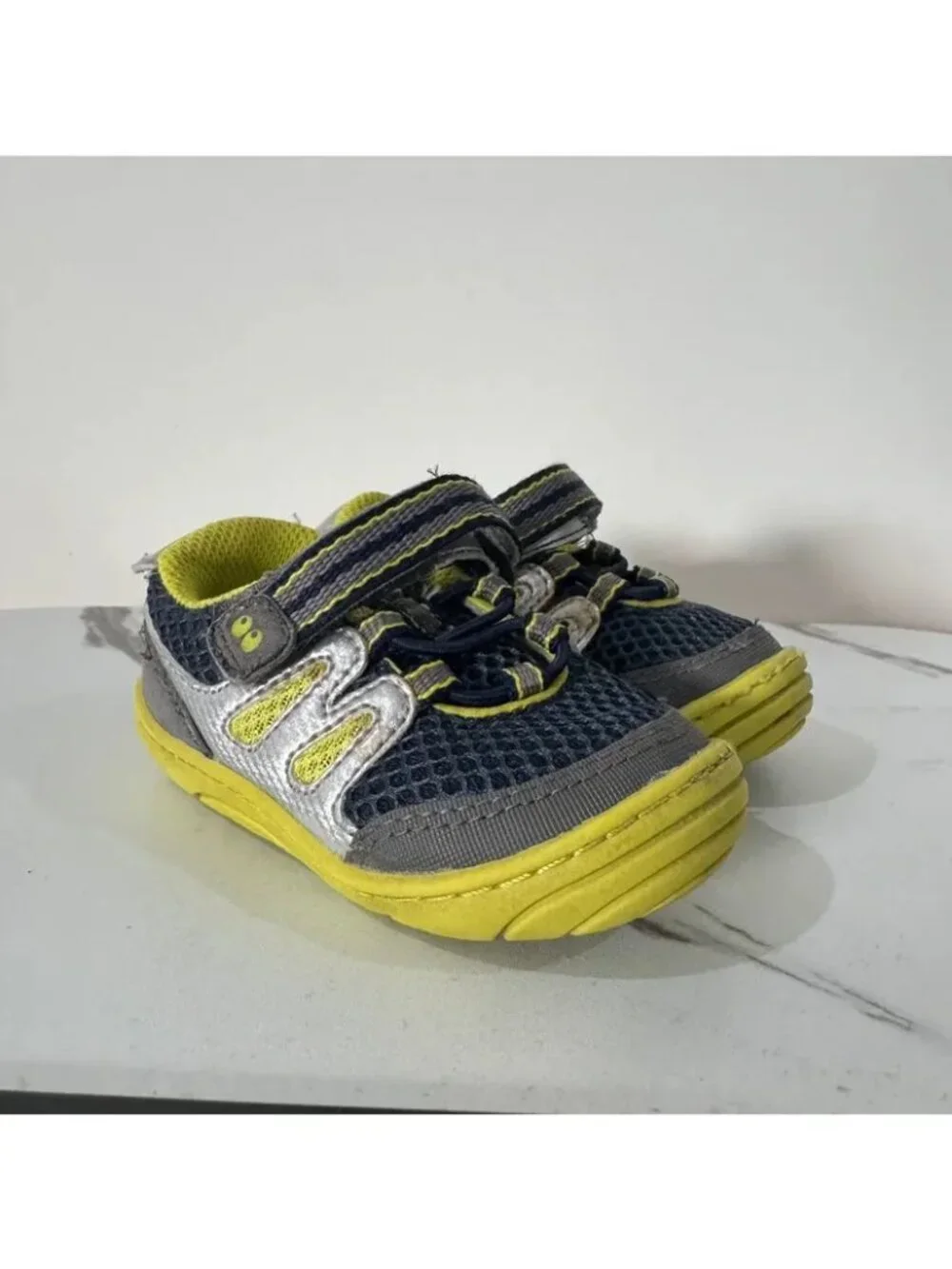 Stride Rite Surprize Navy Blue & Green Aston Sneakers 4